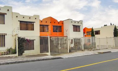 Casa - Huachi Chico, Bodesur, Demetrio Aguilera Malta, Ambato, Ecuador