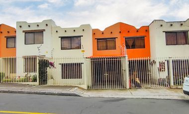 Casa - Huachi Chico, Bodesur, Demetrio Aguilera Malta, Ambato, Ecuador