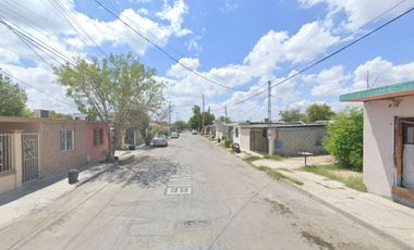 Casa En Venta En Colonia Villa del Carmen, Piedras Negras, Coahuila REMATE BANCARIO - PPR23