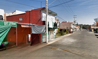 sa Venta de Casa en Hacienda del Jardín Teyahualco Edo-Mex a 5 minutos del Circuito Exterior Mexiquense a 10 minutos de la Universidad Pedagógica