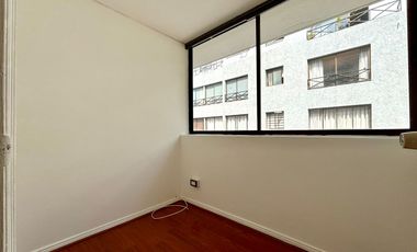 Se Vende Departamento En Providencia Con Estacionamiento Y Bodega