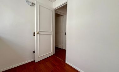 Se Vende Departamento En Providencia Con Estacionamiento Y Bodega