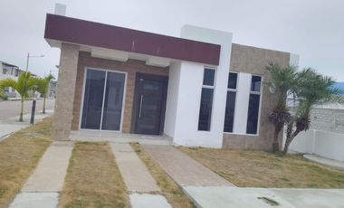 VILLAMIL PLAYAS ALQUILO CASA ESQUINERA EN URBANIZACION BRISAS Y PALMERAS