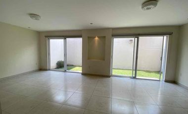 Renta de casa punta del este