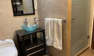 ESTUDIO AMPLIO EN LA ENTRADA DE JURICA, TODOS LOS SERVICIOS INCLUIDOS