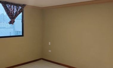 Casa en Renta, excelente ubicación. 4 habitaciones, 4 baños