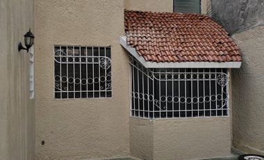 Casa en Renta, excelente ubicación. 4 habitaciones, 4 baños