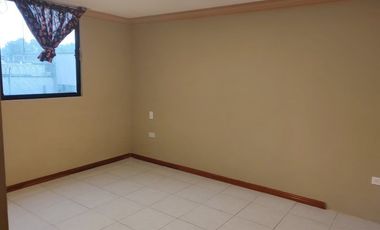 Casa en Renta, excelente ubicación. 4 habitaciones, 4 baños