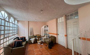 CASA EN VENTA, COL. DEL PARQUE, SALAMANCA GTO