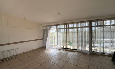 CASA EN VENTA, COL. DEL PARQUE, SALAMANCA GTO