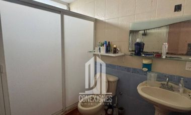 CASA EN VENTA, COL. DEL PARQUE, SALAMANCA GTO