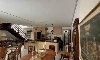 HERMOSA CASA DE TRES DORMITORIOS SECTOR EL NACIONAL