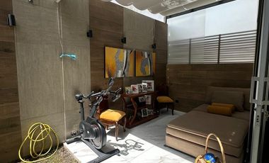 HERMOSA CASA DE TRES DORMITORIOS SECTOR EL NACIONAL