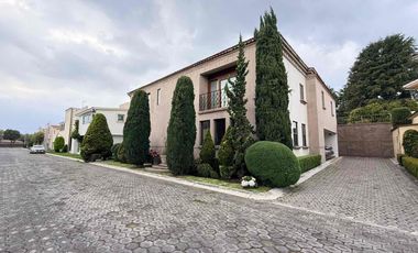 Casa en venta Metepec Fracc Alcázar