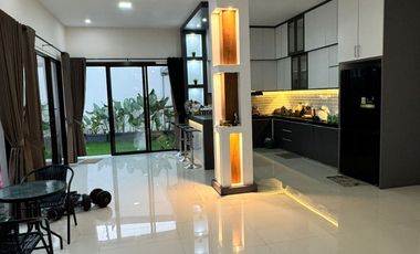 Luxurious home, just 2,99 Mio, magnificent villa concept, the sunset view over the rice fields.