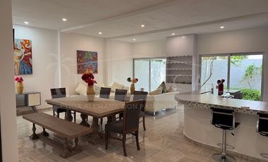 Casa en Renta Puerto Morelos con hermosos muebles y decoración