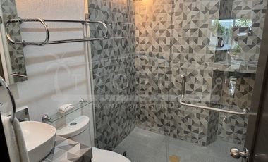 Casa en Renta Puerto Morelos con hermosos muebles y decoración