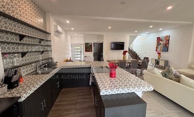 Casa en Renta Puerto Morelos con hermosos muebles y decoración