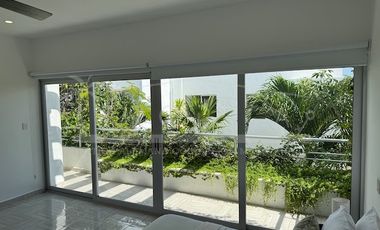 Casa en Renta Puerto Morelos con hermosos muebles y decoración