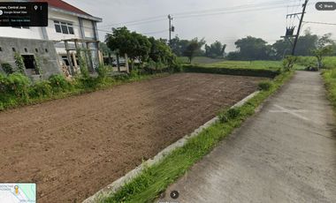 Hook Land, located near Jogja-Solo Road, Prambanan Toll Gate, for residential, investment, warehousing, and business purposes.