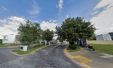 Casa en venta en Nuevo México, Zapopan, 3 recámaras, 2 baños, 2 estacionamientos, 190 m² (Remate bancario)