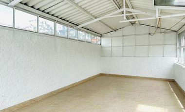 ARRIENDO CASA COMERCIAL EL BATAN. MALIBU 247 M2