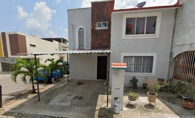 Casa en venta en Calle Crisantemos,Blancas Mariposas, Villahermosa, Tabasco, México