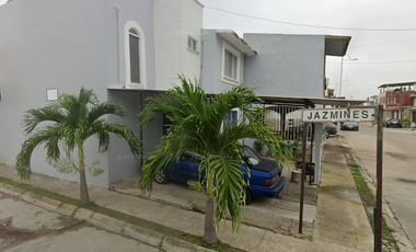 Casa en venta en Calle Crisantemos,Blancas Mariposas, Villahermosa, Tabasco, México