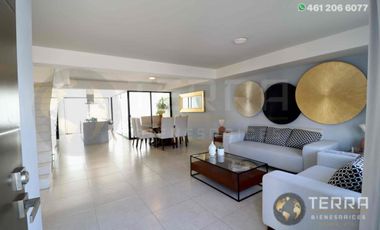 VENTA Casa 🏡 ,  Equipada, buena orientación con respecto al sol🌞 en Cto Apeninos, Fracc.  La Reserva Celaya,Gto