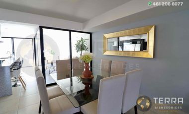 VENTA Casa 🏡 ,  Equipada, buena orientación con respecto al sol🌞 en Cto Apeninos, Fracc.  La Reserva Celaya,Gto