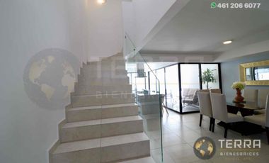 VENTA Casa 🏡 ,  Equipada, buena orientación con respecto al sol🌞 en Cto Apeninos, Fracc.  La Reserva Celaya,Gto