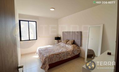 VENTA Casa 🏡 ,  Equipada, buena orientación con respecto al sol🌞 en Cto Apeninos, Fracc.  La Reserva Celaya,Gto