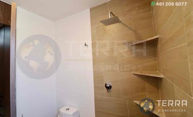 VENTA Casa 🏡 ,  Equipada, buena orientación con respecto al sol🌞 en Cto Apeninos, Fracc.  La Reserva Celaya,Gto