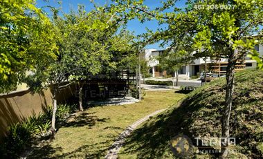 VENTA Casa 🏡 ,  Equipada, buena orientación con respecto al sol🌞 en Cto Apeninos, Fracc.  La Reserva Celaya,Gto