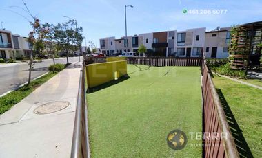 VENTA Casa 🏡 ,  Equipada, buena orientación con respecto al sol🌞 en Cto Apeninos, Fracc.  La Reserva Celaya,Gto