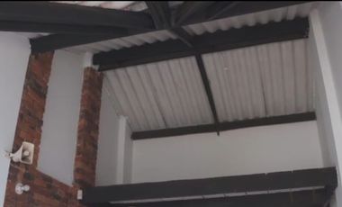 SE ARRIENDA CASA EN CHIA VIA GUAYMARAL