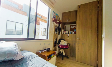 Venta, Casa Tres Niveles en Conjunto, Chia