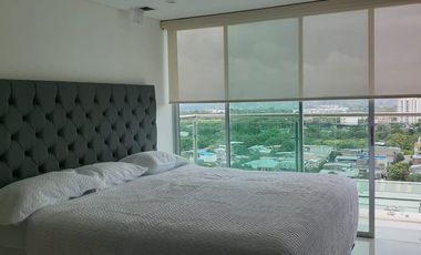 SE VENDE AMPLIO APARTAMENTO EN EL NORTE DE NEIVA, PISO 12, CON 2 PARQUEADEROS