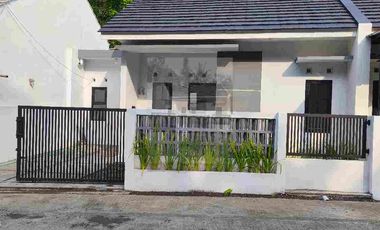 dijual rumah baru siap huni dan murah
