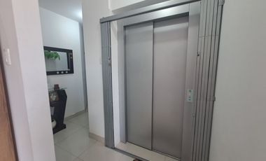 VENTA DE DEPARTAMENTO CON ASCENSOR Y COCHERA – CHICLAYO