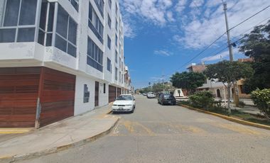 VENTA DE DEPARTAMENTO CON ASCENSOR Y COCHERA – CHICLAYO