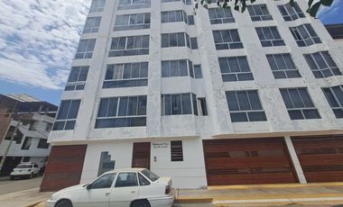 VENTA DE DEPARTAMENTO CON ASCENSOR Y COCHERA – CHICLAYO