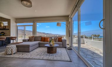 Casa con vista al mar en Punta Piedra, Ensenada - Con acceso a Playa