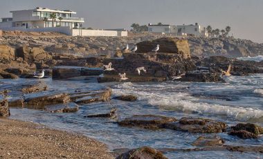 Casa con vista al mar en Punta Piedra, Ensenada - Con acceso a Playa