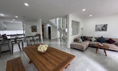 Linda casa en renta amueblada en Puerto Morelos Aldea Kiin