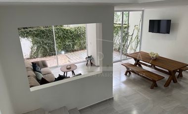 Linda casa en renta amueblada en Puerto Morelos Aldea Kiin