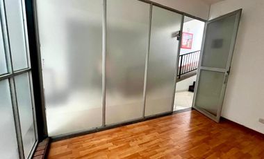 Se vende oficina en la carrera 4 en el centro de Pereira