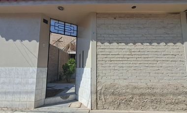 Venta Casa Urb. Los Cedros en La Pradera