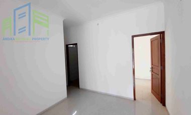 Rumah dijual 2 lantai di Boyolali kota