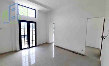 Rumah dijual 2 lantai di Boyolali kota